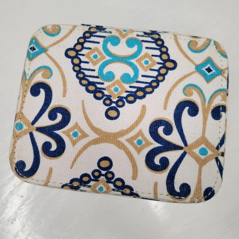 Wellspring Travel Jewelry Case Blue Medallion Damask Zippered‎ Organizer Pouch